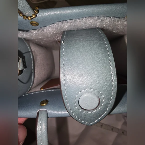 COACH Mini Cashin Tote - Picture 14 of 16